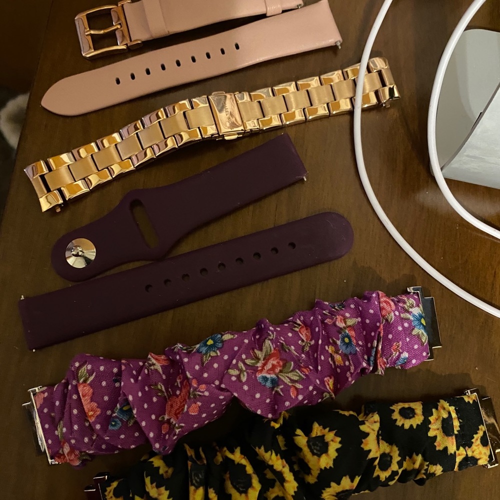 Michael Kors Smartwatch With Interchangeable Bands - image 2